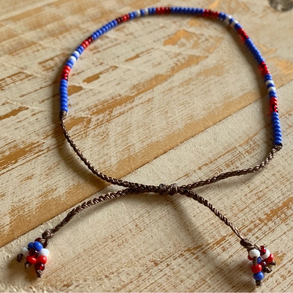 Hand Beaded Bracelet - Picture 2 of 5